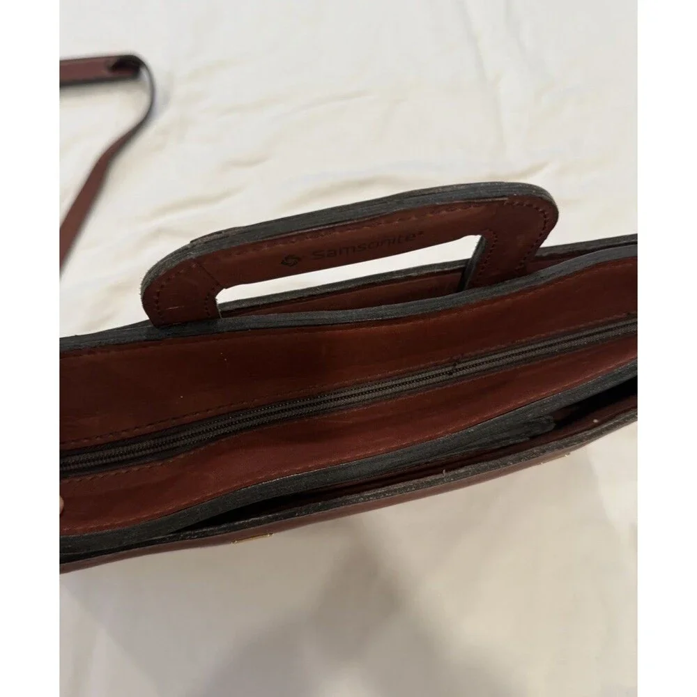 Samsonite Brown Leather Messenger Bag Laptop w/ Shoulder Strap 19” X 13”